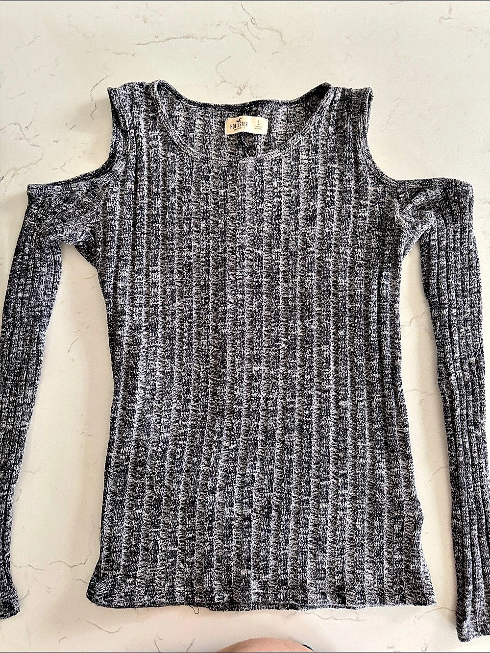 Hollister Women's Gray, Black & White Ribbed Cold Shoulder Sweater Size Large